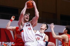 爱游戏-皇家马德里比赛回放