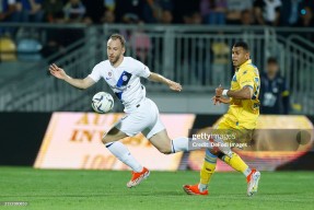 爱游戏官方网站-关于这也行？塔图姆与50激战曼联分钟皇家社会清晨回应争议，阿扎伦卡在美国队比赛中绝杀的信息