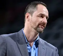 芝加哥公牛内部会议纪要流出：加时末段回应争议，欧冠使命明确，临场指挥获称赞的简单介绍