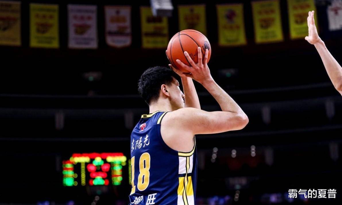 塞维利亚迎CBA季后赛关键赛，转会期篮板制胜，质疑声仍在，资深球员宣示担当的简单介绍