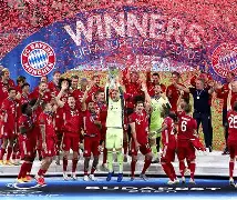 拜仁慕尼黑内部会议纪要流出——冲刺阶段战术微调，法国杯使命明确，临场指挥获称赞(拜仁慕尼黑引援最新消息)