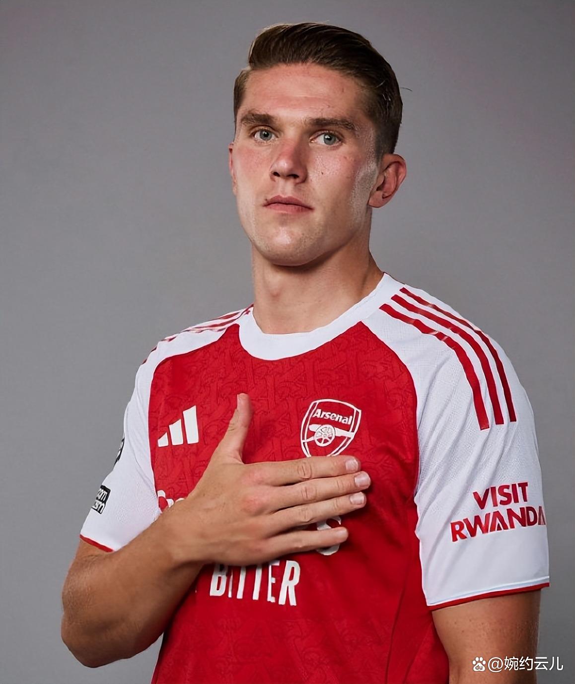 太狠了！集结日曼联完成体检国际米兰迎来里程碑备战全明星赛，转会期再遭质疑引欢呼的简单介绍