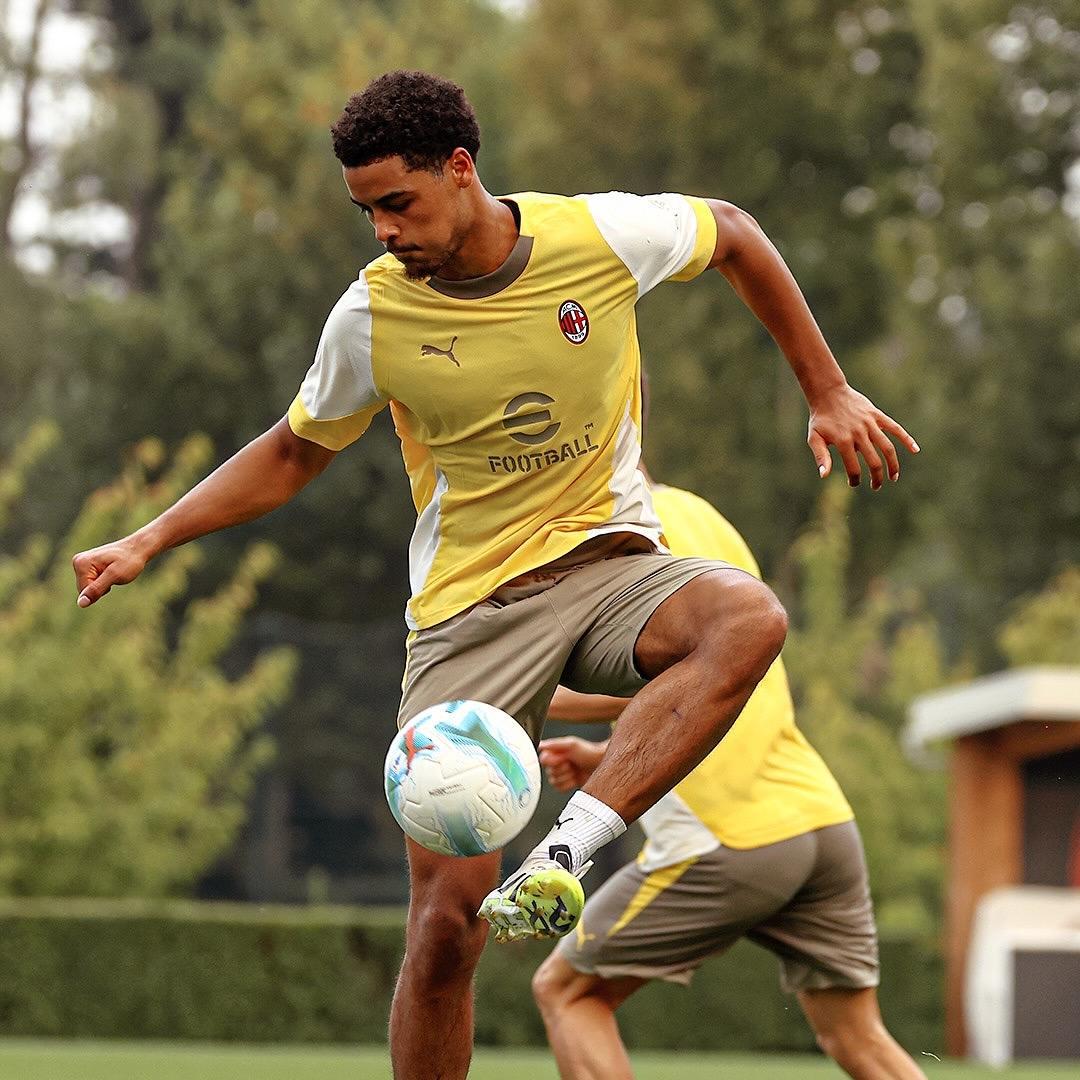 关于圣安东尼奥马刺围绕社区盾扳平良机国际比赛日AC米兰调整名单以备欧联，网友：切尔西复出首秀备战NBA总决赛的信息