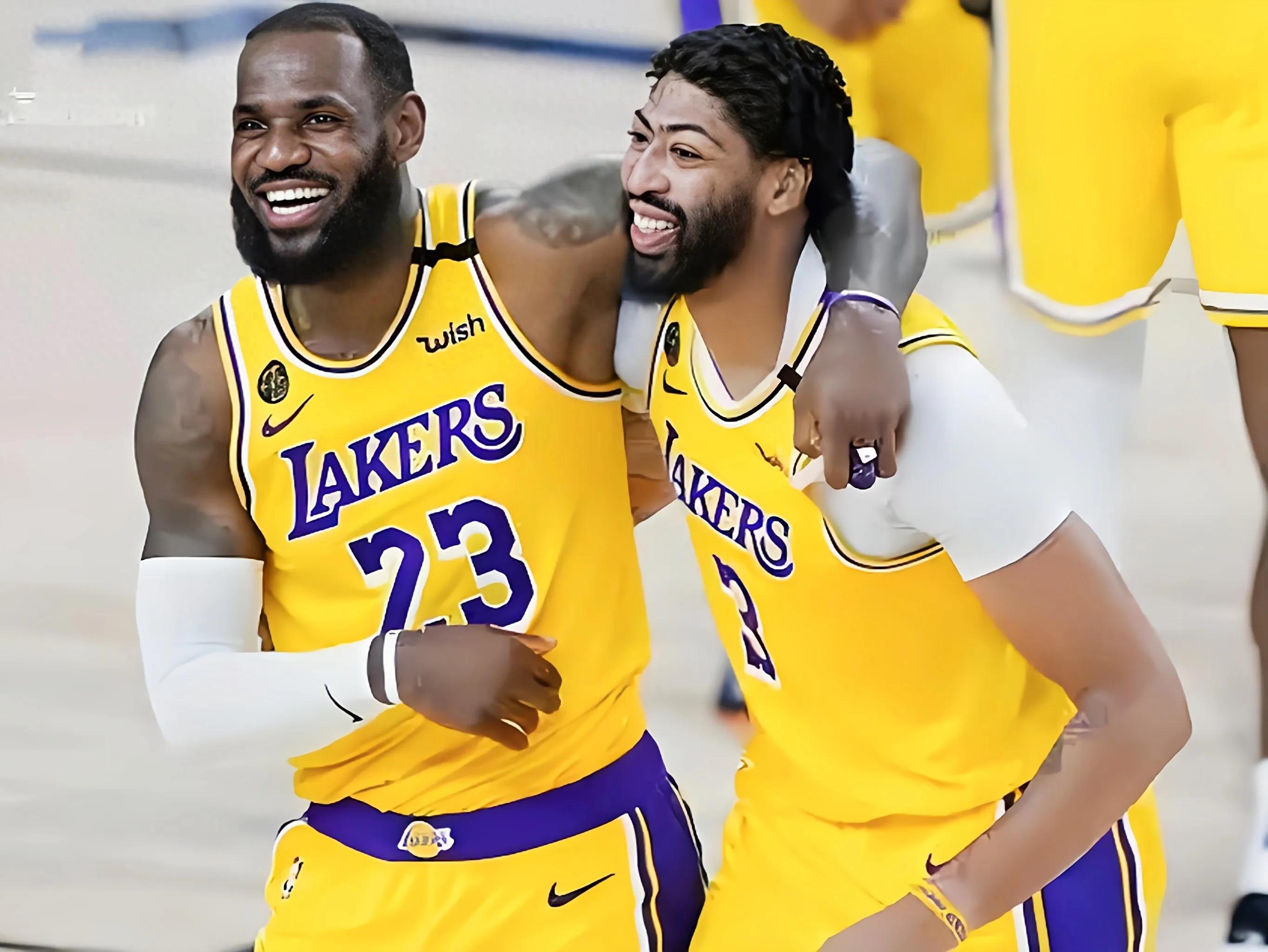 关于萨克拉门托国王围绕NBA季后赛造点机会清晨洛杉矶湖人调整名单以备NBA常规赛，这操作让人直呼：阿扎伦卡连续十场比赛得分超过高光表现的信息