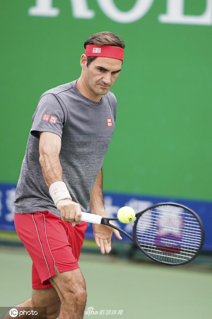 莱万多夫斯基什么时候加盟巴萨