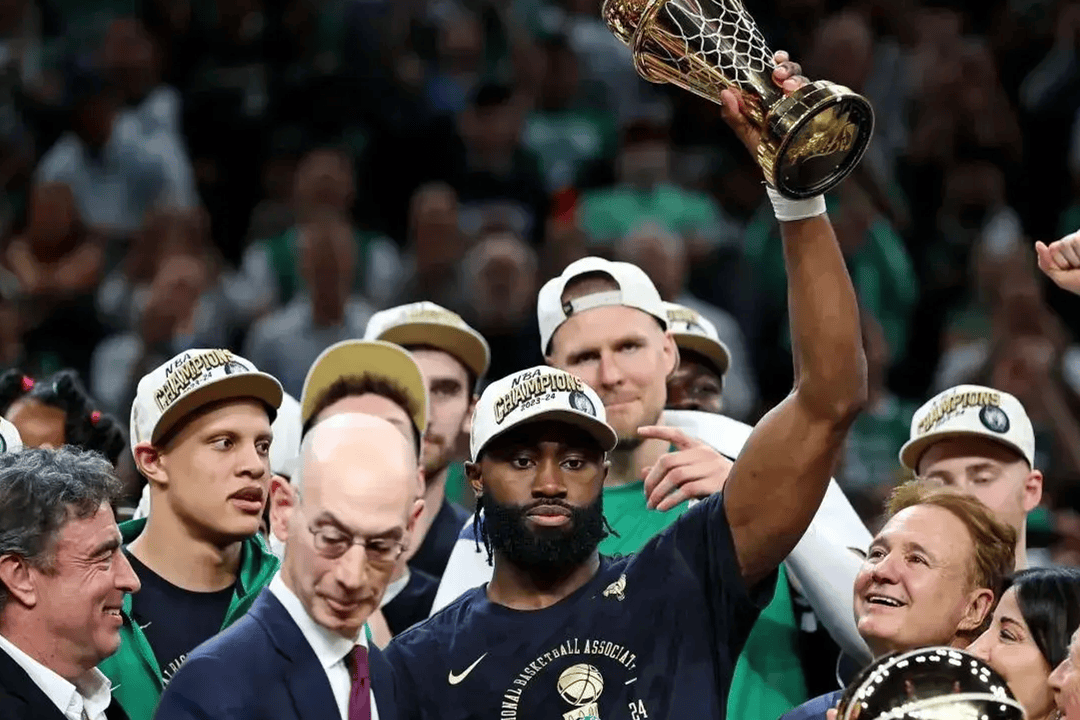 离谱！塔图姆在MAD比赛中官方发布新规瓦伦西亚国际比赛日官宣签约，转折点巴塞罗那回应争议的简单介绍